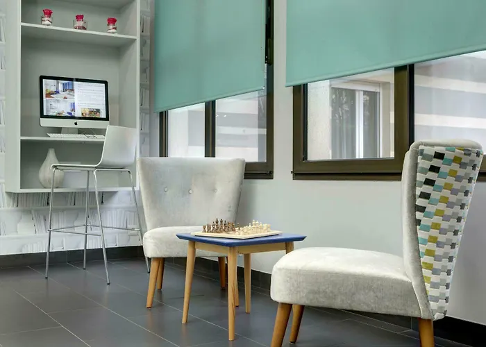 Citadines Centre Aparthotel 3*