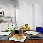 아파트호텔 Citadines Centre 3*